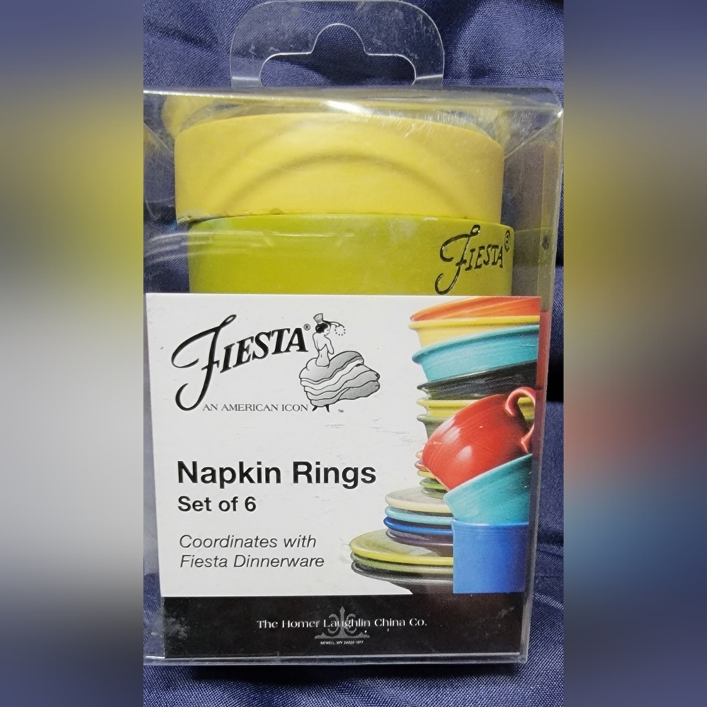 Fiesta* Fiestaware * napkin rings NIB